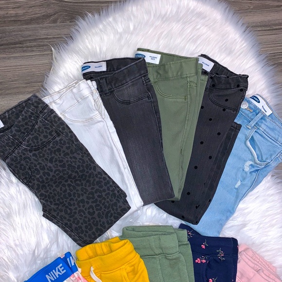 12pc bundle 🛍 - Picture 2 of 3